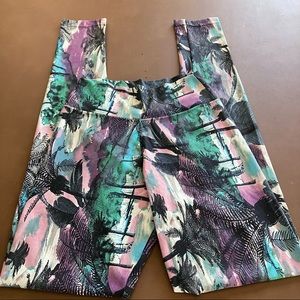 LiquidO High waist leggings yoga pants palm trees pink purple green sz Medium M